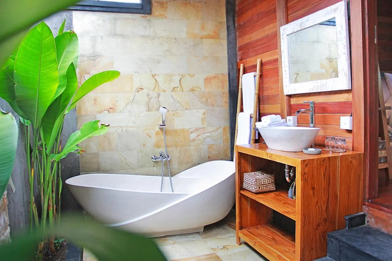 Oda ve Kahvaltı Romantic Deluxe 0Ne-Bedroom Wooden Villa 3 Ubud Endonezya