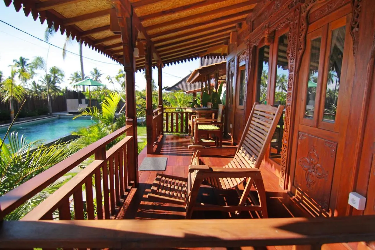 Romantic Deluxe 0Ne-Bedroom Wooden Villa 3 Ubud